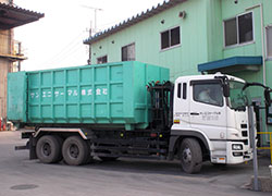 廃棄物収集運搬車